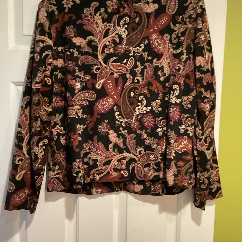 Blazer - Picture 4 of 5